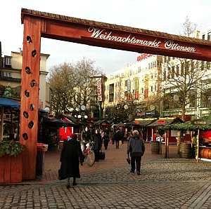 Eingang zum Weihnachtsmarkt Ottensen